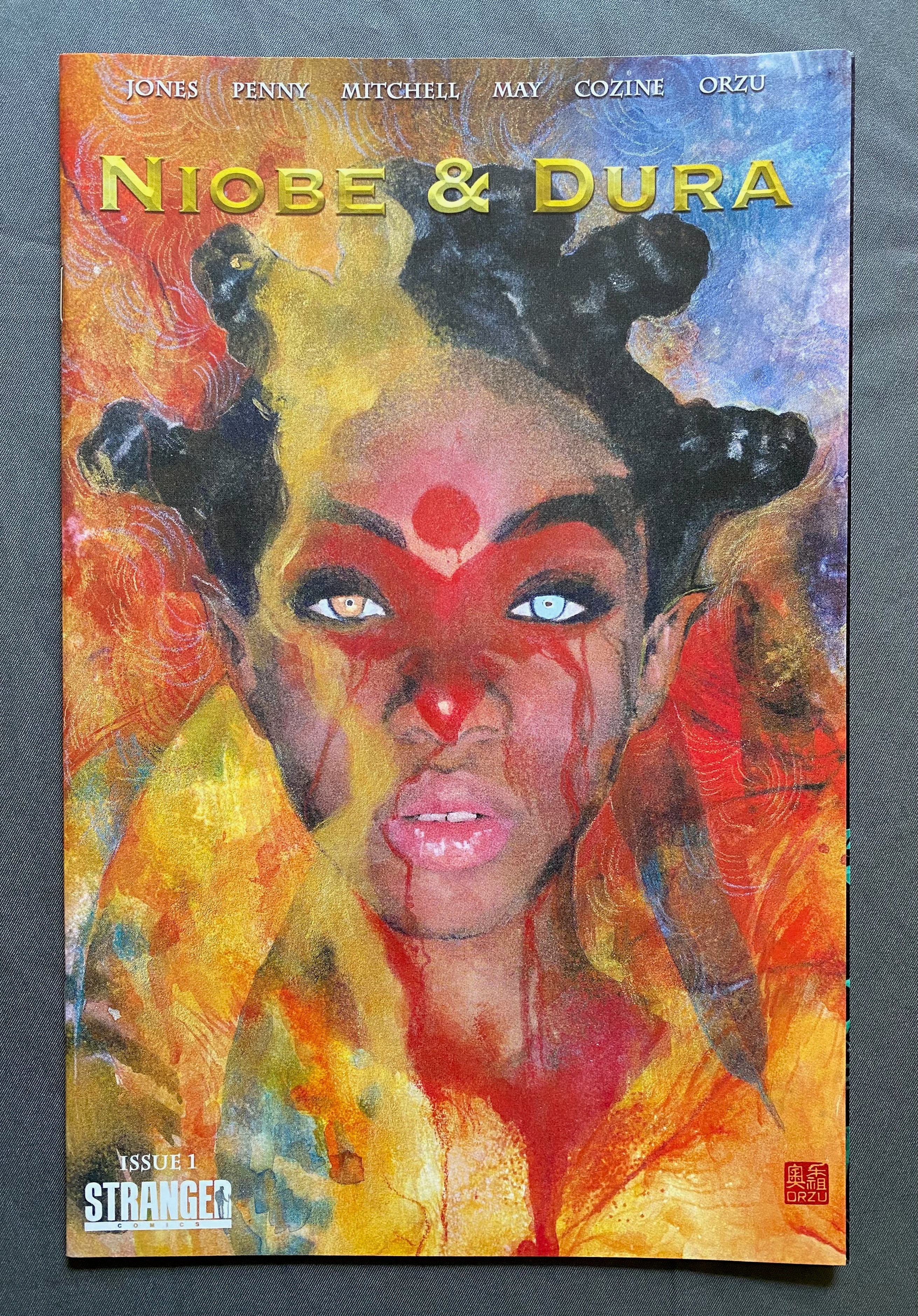 NYCC Con Exclusive Niobe and Dura #1 Zu Orzu